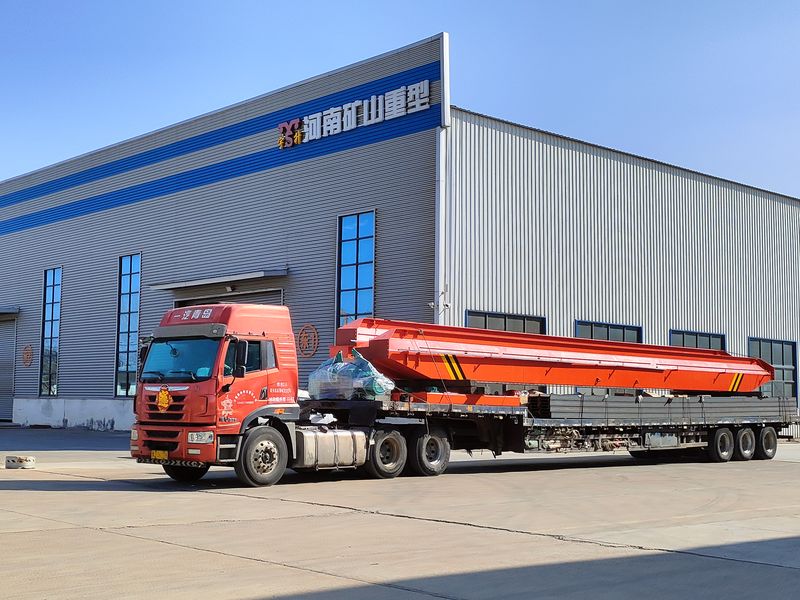 電動單梁起重機,LD20t-26.8m,4臺,發往石家莊交付客戶使用。