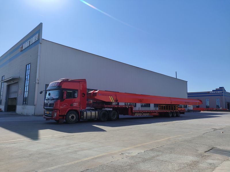 電動單梁起重機  2臺 LD3t—26.85m 制作完成,發往江蘇交付客戶使用