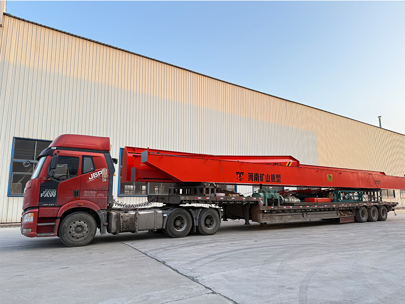 葫蘆雙 LH10t-22.8m  制作完成 裝車發(fā)出